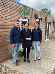 NRW-Landwirtschaftsministerin Silke Gorißen zu Besuch beim Hof Anhamm