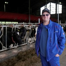 Basti Buetzler in seinem Kuhstall