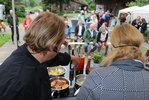 Julia Jacob wird in die Geheimnisse der Sterneküche eingeweiht