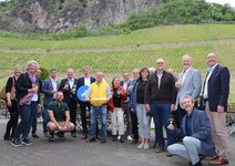 Gruppenfoto beim Empfang zum Käse-Wein-Seminar