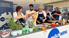 Kochshow__mit_prominenten_Gaesten_aus_Politik_und_Landwirtschaft