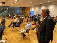 Podiumsdiskussion zum Thema Ist Milch der neue Diesel - Teilnehmer Herr De Vries
