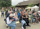 Die Zuschauer probieren die Köstlichkeiten der Kochshow
