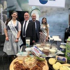 v.l.n.r.: Hanna Theis, Karsten Schmal, Hans Stöcker und Anne Schmillen