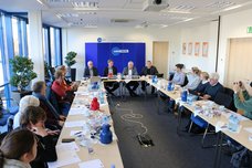 Die Jahrespressekonferenz der LV Milch 2024 in Krefeld wurde gut besucht