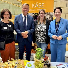 Landtag Ministerin Landwirtschaft Käse 