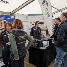 Besucherberatung durch den LKV bei den Düsser Milchviehtagen 2024