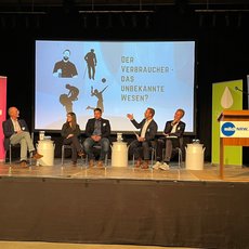 Podiumsdiskussion beim Forum Milch NRW 2022