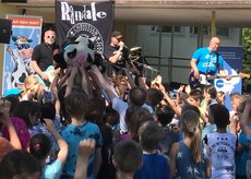 Konzert der Kinderrockband Randale am Internationalen Tag der Milch 2017 in der Elisabethschule in Paderborn