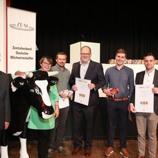 Die Mitarbeiter von Hochwald aus Thalfang  mit ihrer Auszeichnung