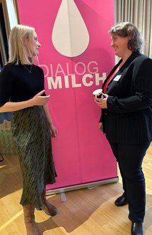 Katharina Leyschulte und Stephanie Tatenhorst im Gespräch.