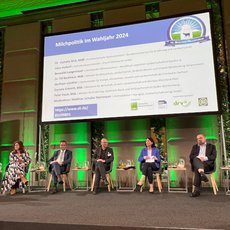Referenten der Podiumsdiskussion beim 14. Berliner Milchforum