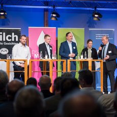 v.l.n.r: Matthias Schulze Steinmann, Florian Stümmler, Lars Ruschmeyer, Dr. Ulrich Reinhardt, Sandra Gerken, Klaus-Peter Lucht